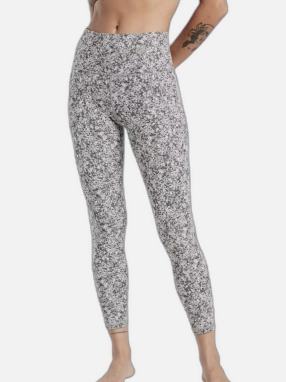 Athleta Salutation Stash Black and White Speckled Textured Tights
